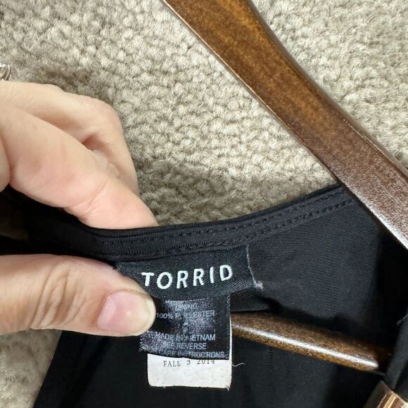 Torrid Wrap Jumpsuit Womens Plus 2 Black/Gold V Neck Sleeveless Stretch Jersey - Picture 5 of 11